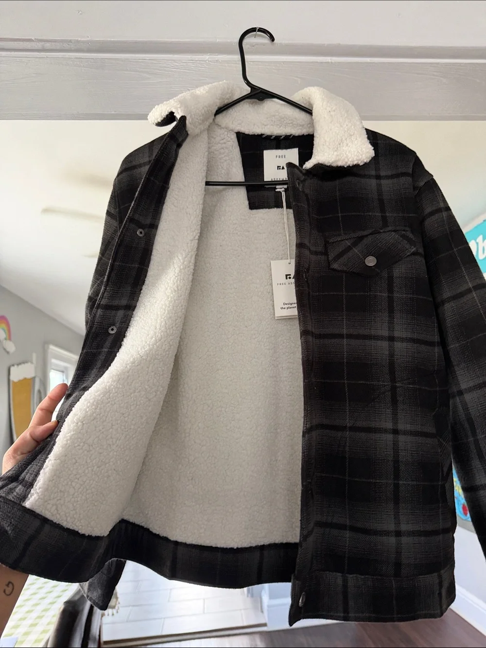 Men's Sherpa-Lined Plaid Shirt Jacket - Black/Grey